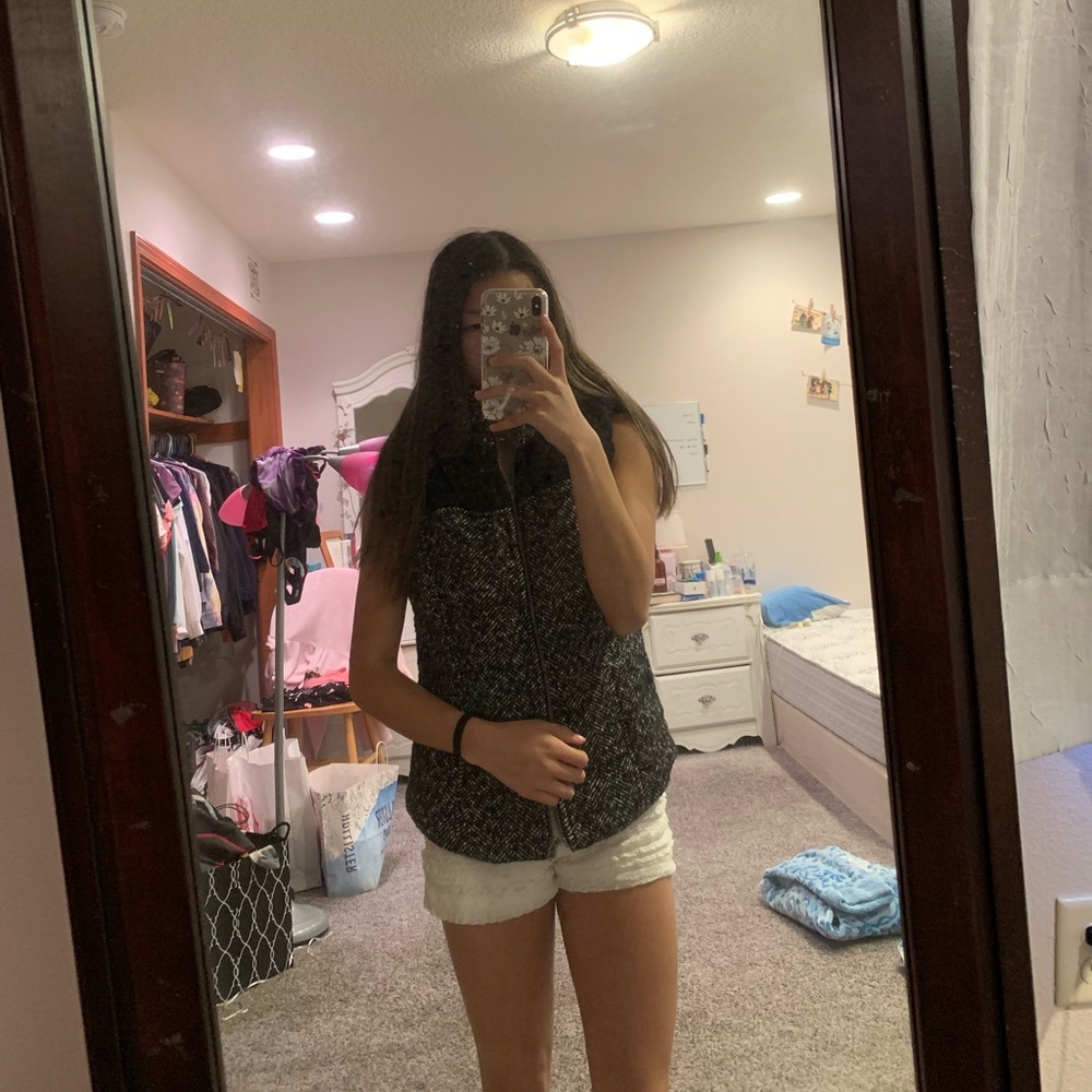 Wool Vest - Picture 5 of 6